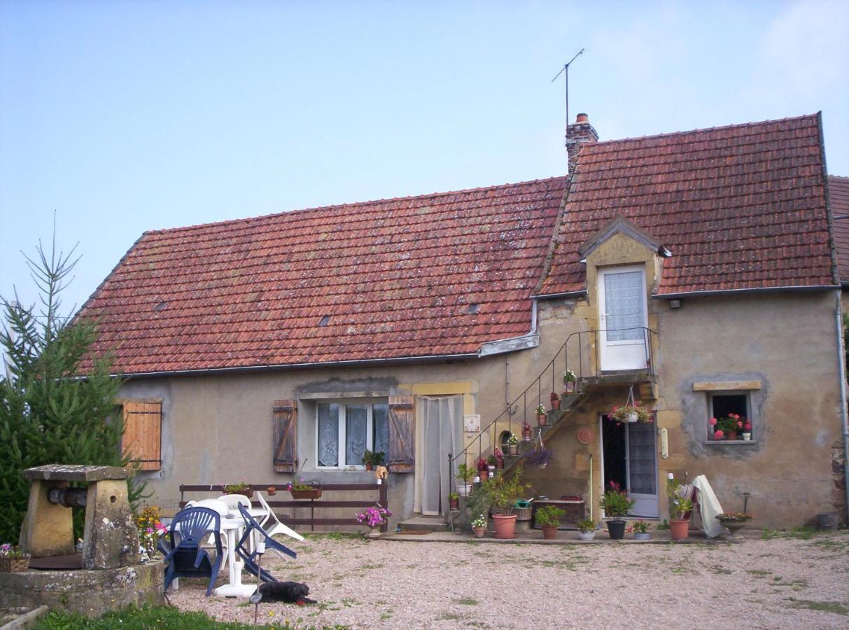 Chambre A La Campagne Saint-Aubin-en-Charollais Экстерьер фото